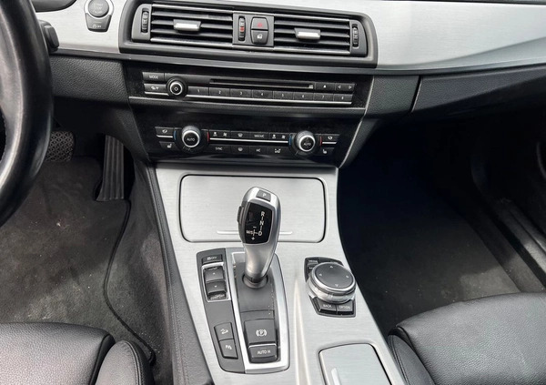 BMW Seria 5 cena 60500 przebieg: 118000, rok produkcji 2014 z Krotoszyn małe 379